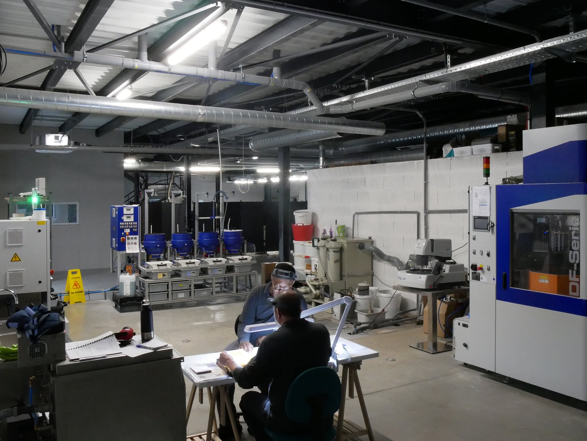 Atelier de bijouterie de la manufacture AJNOR