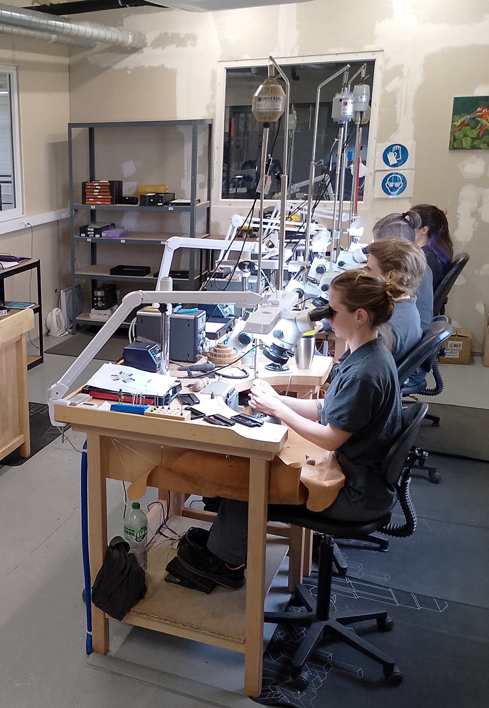 Atelier de bijouterie de la manufacture AJNOR