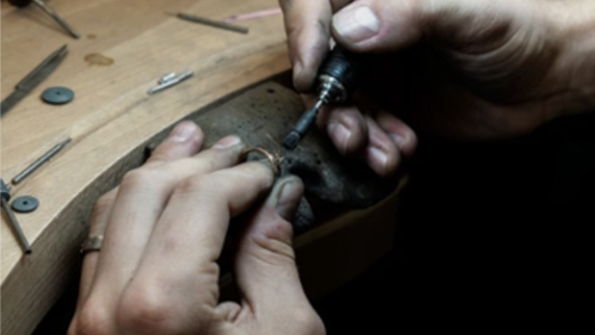Savoir-faire et contrôle qualité au sein de la manufacture AJNOR