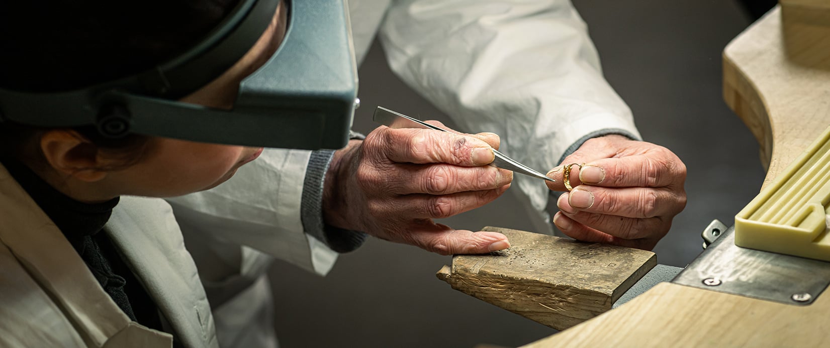 Savoir-faire et contrôle qualité au sein de la manufacture AJNOR